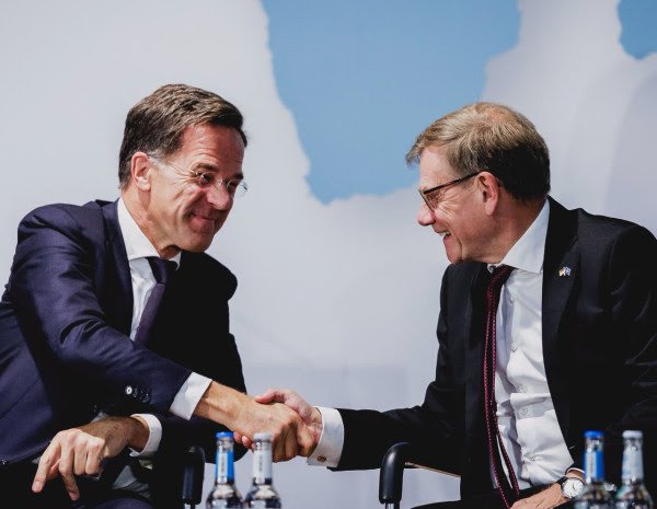 Rutte: Gjermania po udhëheq transformimin më të madh të NATO-s që nga Lufta e Ftohtë