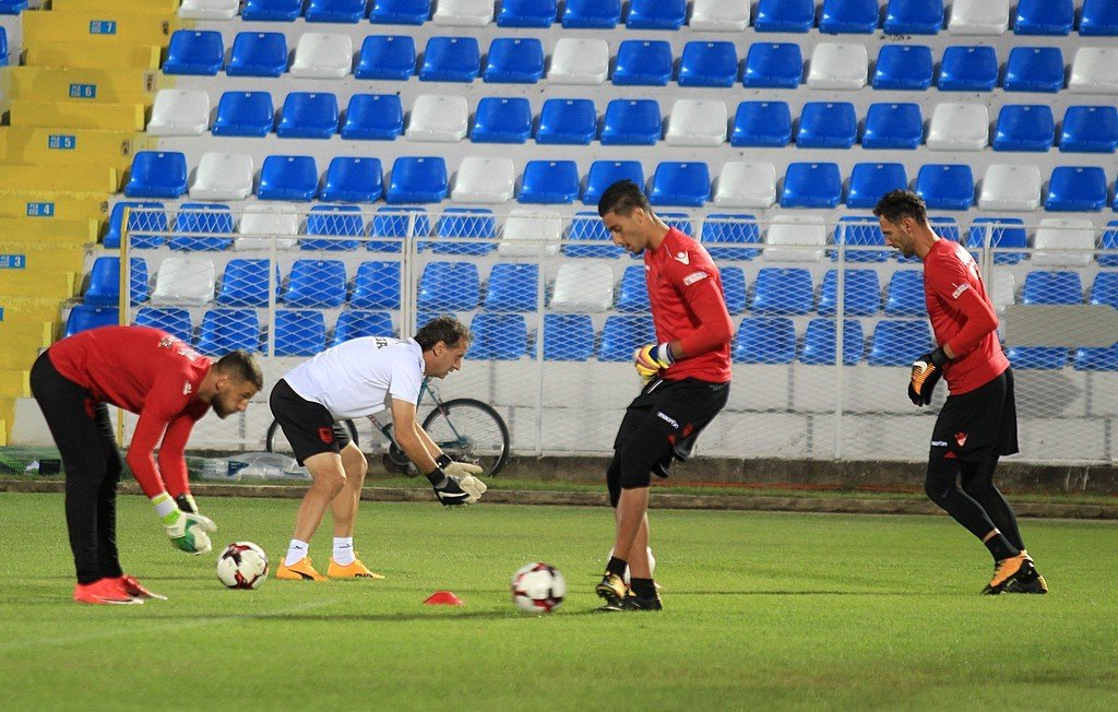 Strakosha humbet startin e Nations League, pëson frakturë
