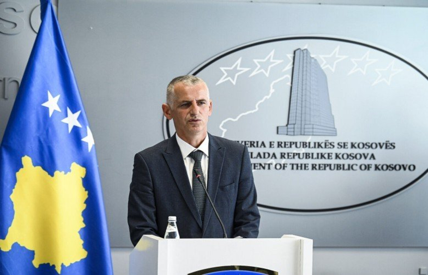 durmishi-akuzon-deputetet-qe-votuan-specialen-duhet-te-ndiejne-turp