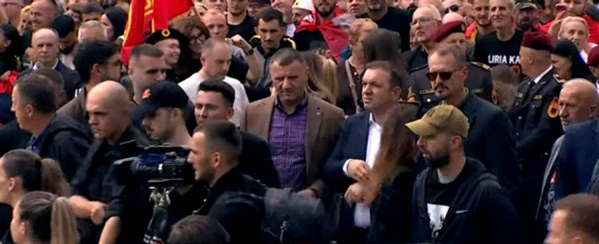 Ali Ahmeti  Hamza e Haradinaj i bashkohen  Marshit për Liri   marrin pjesë edhe deputetë të VV së