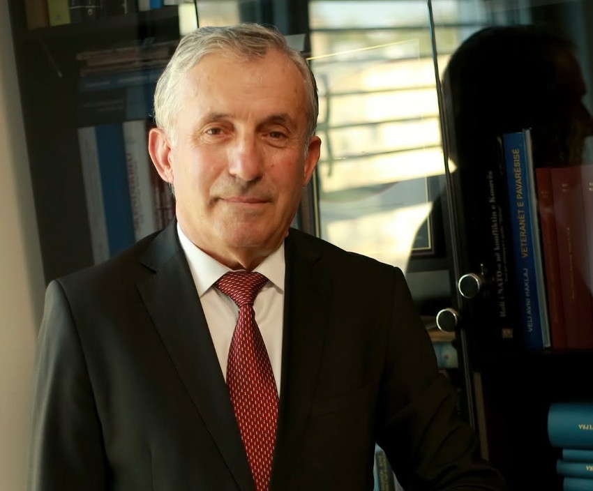 “Turp më të madh nuk ka!”/ Bytyçi: Po mashtrojnë qytetarët, Gjykata e Hagës nuk ndikohet nga mitingjet 2 Image