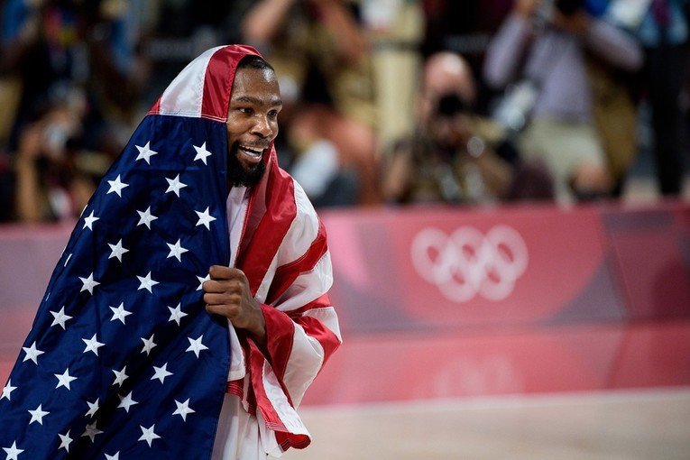 Kevin Durant dëshiron të luajë në Lojërat Olimpike në Los Angeles 2028