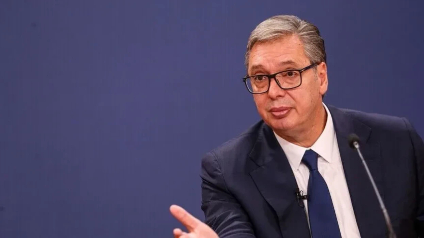 Vuçiq vazhdon propagandën për Thaçin  Në Paris mora  sinjale të ndryshme  për vendimin ndaj tij