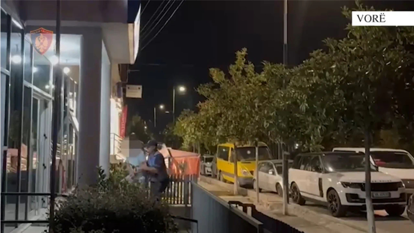 Kanosi kushëririn e tij për t i marrë 300 mijë euro  arrestohet në Vorë 56 vjeçari