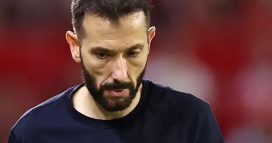 Valencia shkarkon trajnerin Carlos Corberan