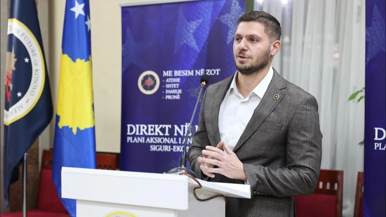 Zëdhënësi i Aleancës akuzon VV-në për votimin e Vujoviqit: U dorëzuan para agjendës së Listës Serbe