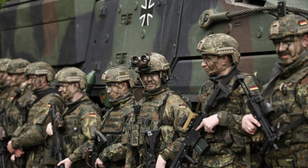 NATO po përgatitet kundër Rusisë, Gjermania dërgon 1,000 ushtarë në Lituani