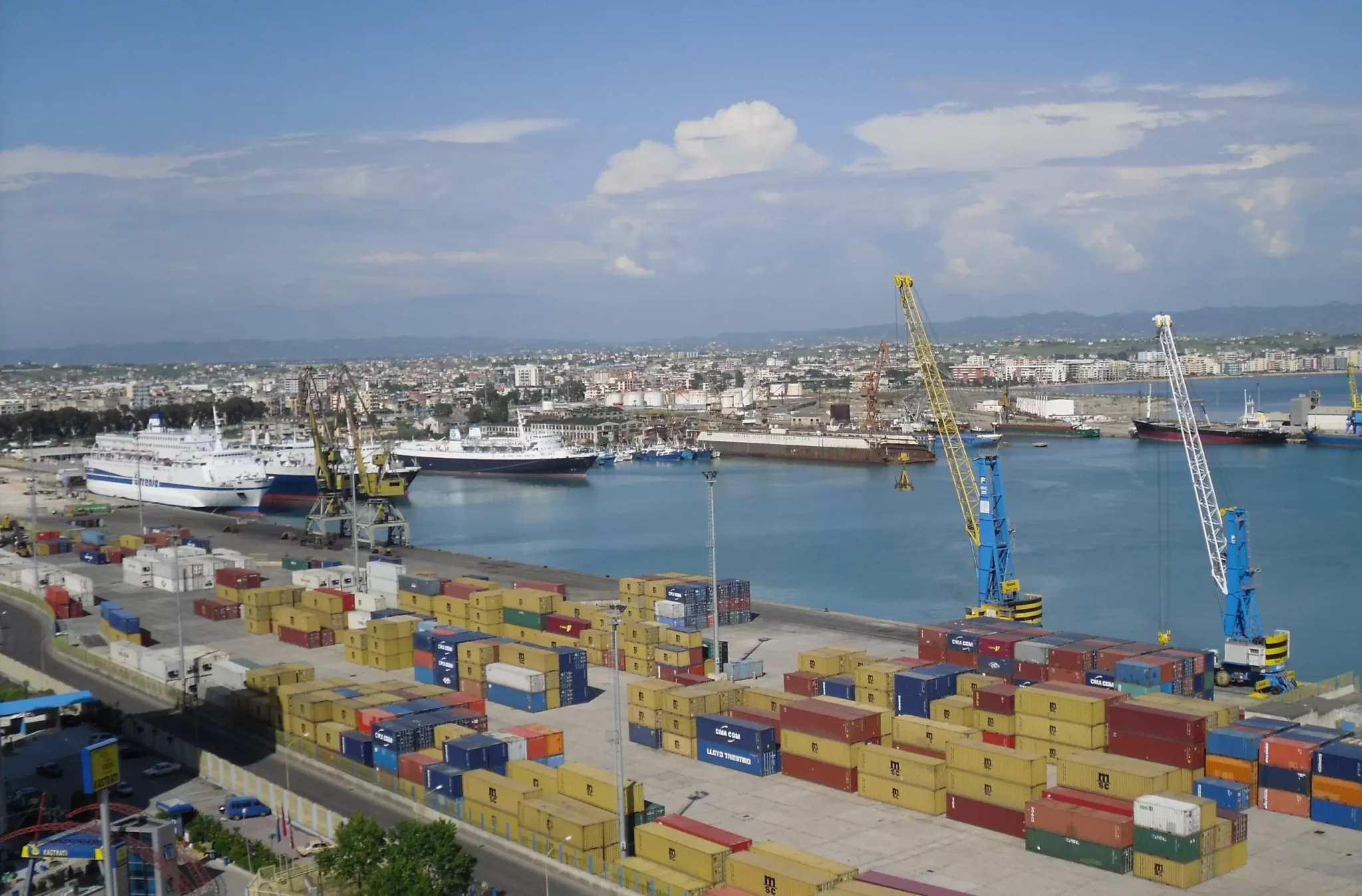 E fshehur brenda mishit të pulës, kapet 41 kg kokainë në Durrës