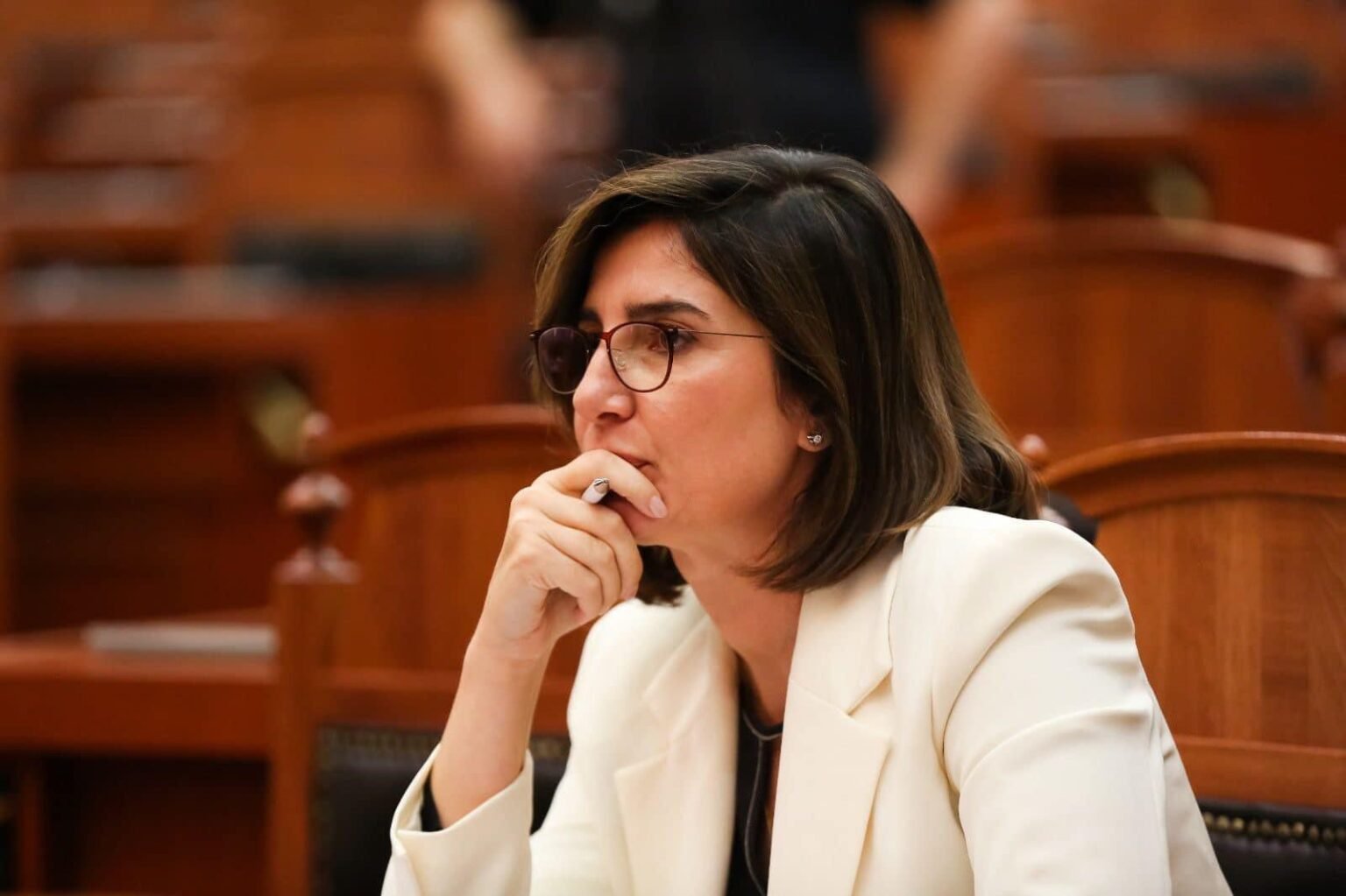 Bardeli: Kambanë alarmi, qeveria s’mund të mjaftohet me heshtje! Të identifikohen autorët