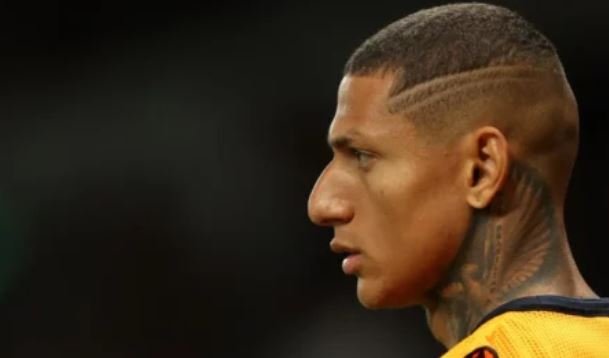 De Zerbi i pamëshirshëm me Richarlisonin, braziliani reagon me një emoji domethënëse