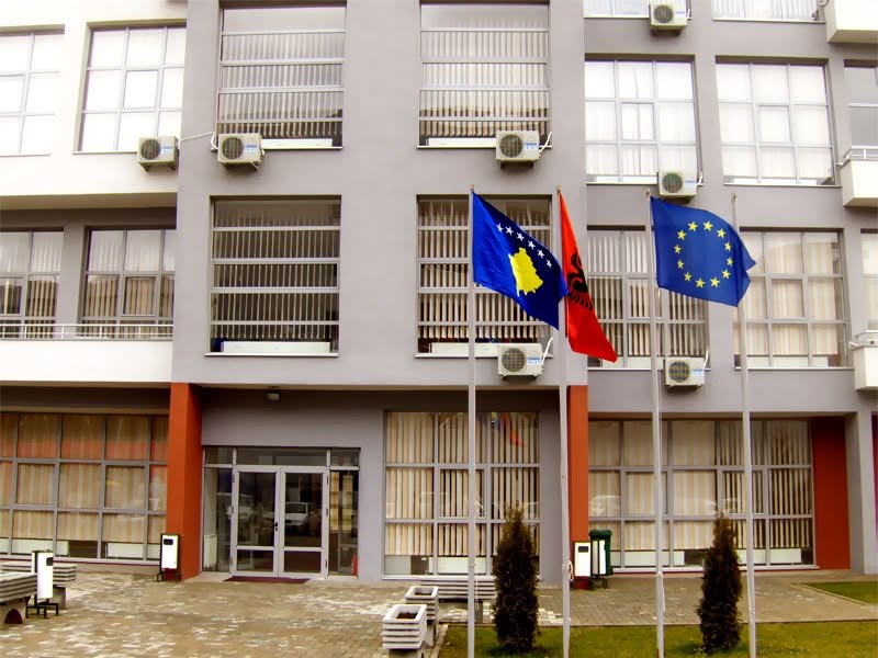 AUV tërheq nga tregu produktin “SELECT MILK GR” të Serbisë për shkak të aflatoksinës B1