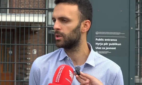 Djali i Jakup Krasniqit tregon për mesazhet që ia ka dhënë babai gjatë vizitave në Hagë