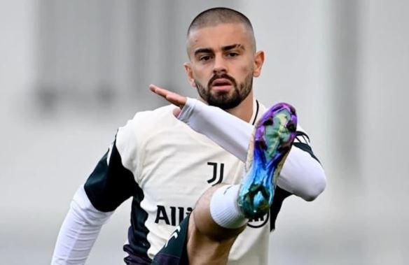 Klubi tjetër i Serie A gati të përfitojë