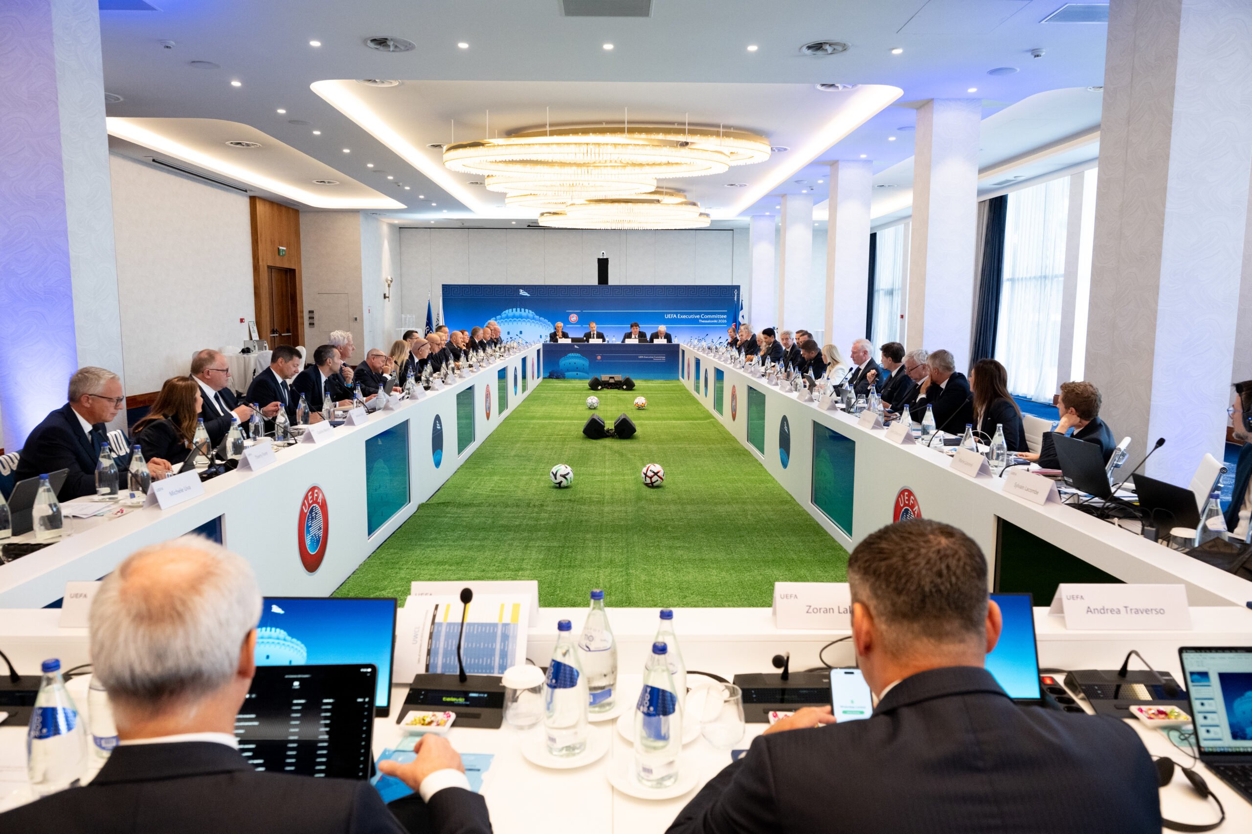 Komiteti Ekzekutiv i UEFA-s përcakton stadiumet pritëse për finalet e ardhshme
