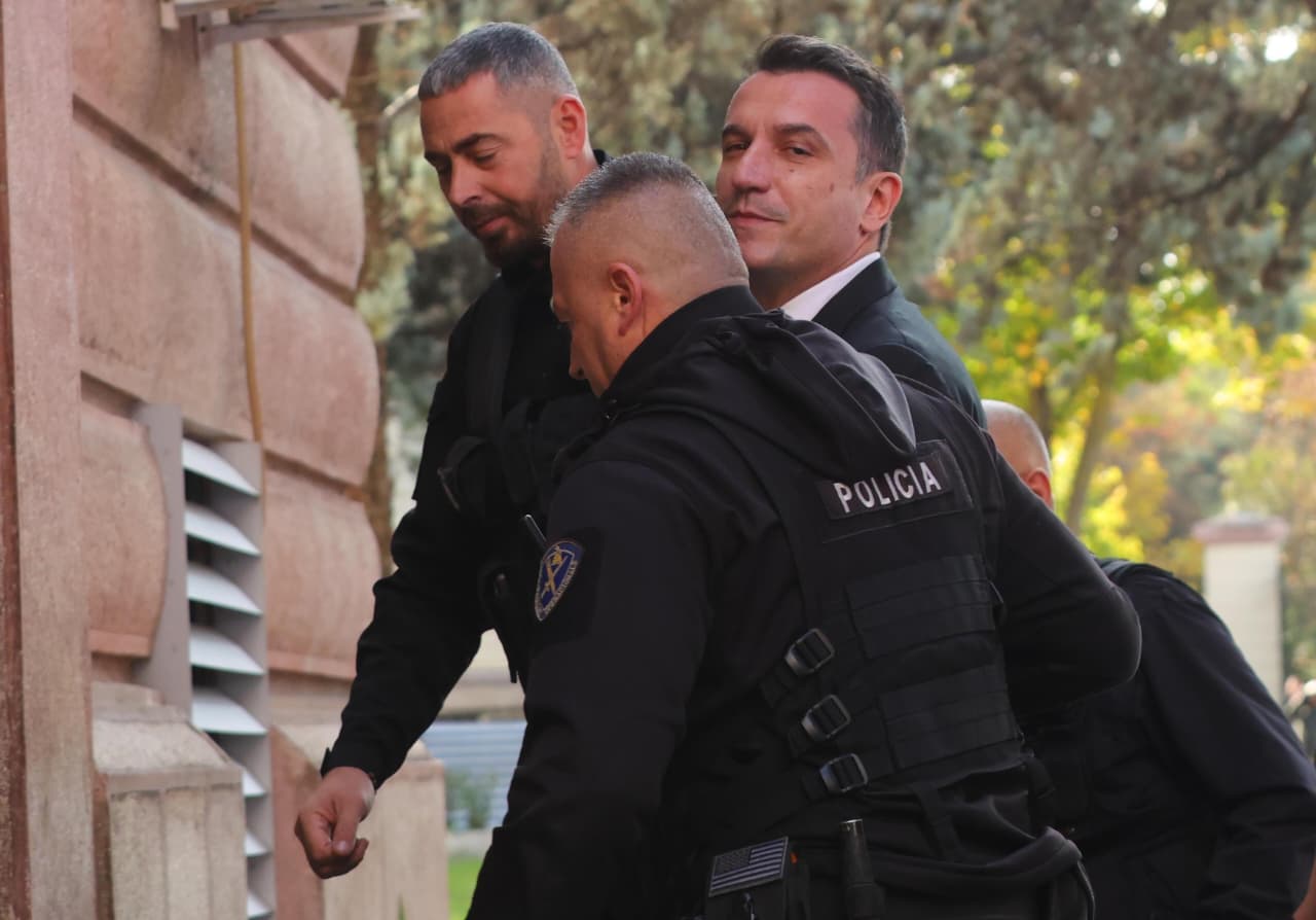 Pas vendimit të Kushtetueses, Gjykata e Lartë shqyrton sot masën e sigurisë për Erion Veliajn