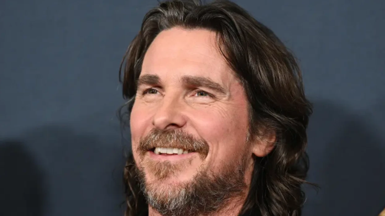 Christian Bale ndërton një strehë shprese për fëmijët në kujdestari