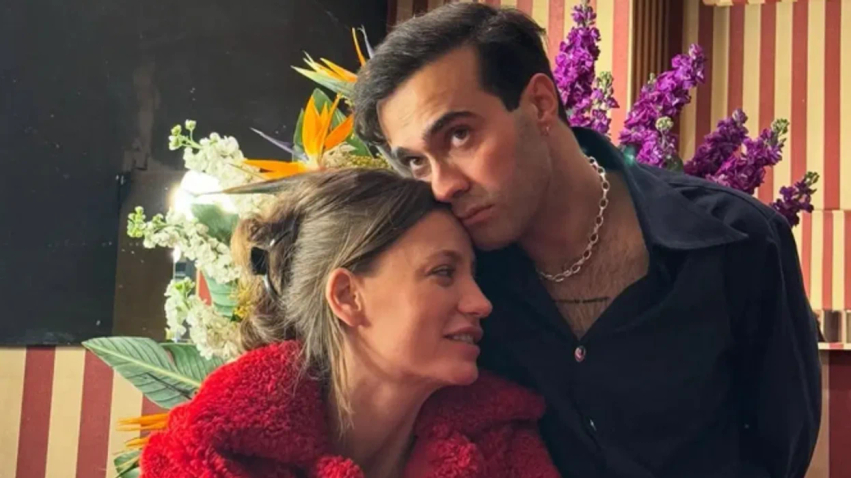 serenay-sarikaya-dhe-mert-demir-u-ndane-per-48-ore-por-nje-gjest-romantik-i-riktheu-bashke