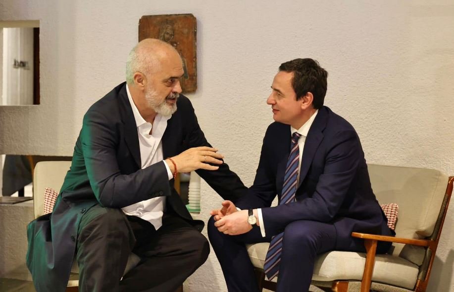 Kurti pranoi një letër urimi për mandatin e ri qeverisës nga kryeministri Edi Rama