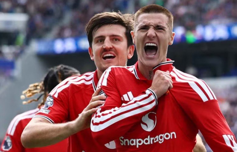 Man United nuk është në nivelin e rivalëve