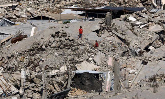 Shembet ndërtesa 6-katëshe në Gaza, 8 të vdekur dhe mbi 60 persona nën rrënoja