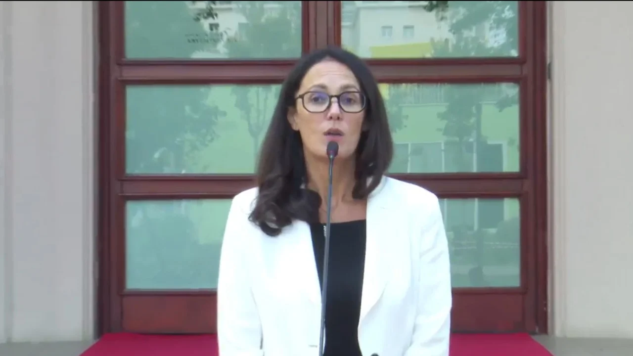 Rritja “rekord” e çmimit të naftës dhe benzinës në vend, aktivizohet sërish Bordi i Transparencës