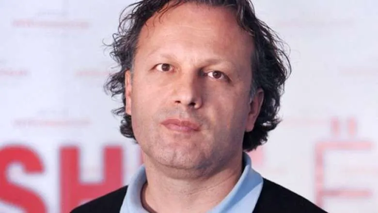 Mediat dhe Politika/ Në epokën e zhurmës informative, kush po mendon për ty e për mua?
