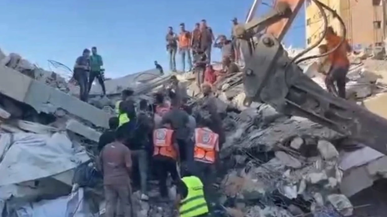 Shembet ndërtesa e dëmtuar në Gaza, të paktën 12 të vdekur, mes tyre katër fëmijë
