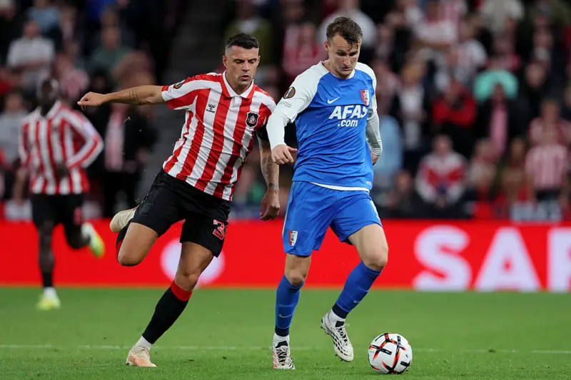Xhaka udhëheq Sunderlandin drejt fitores historike në Evropë