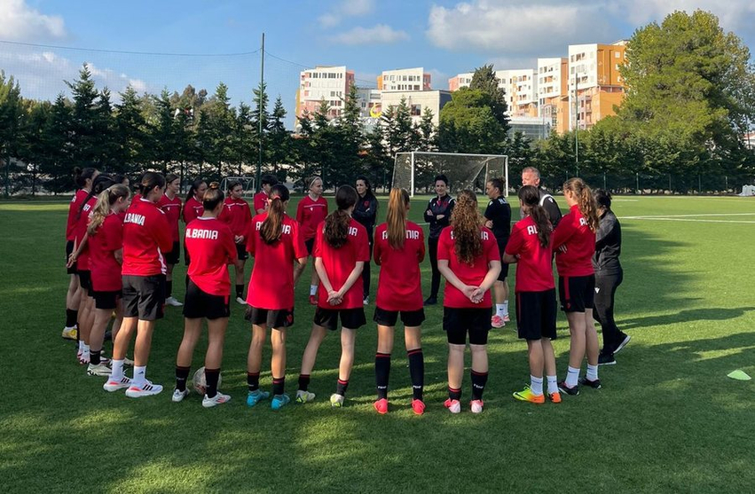 Vajzat kuqezi i nisin kualifikueset e Europianit në shtëpi