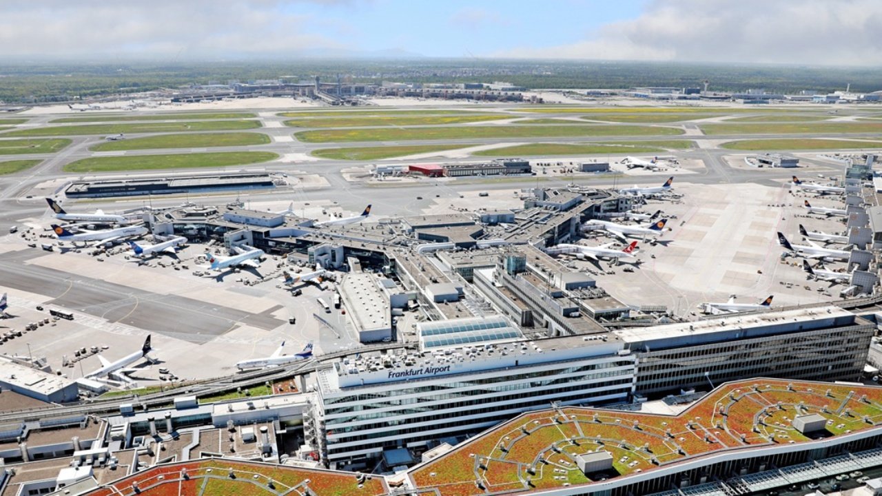 Alarm në Gjermani, “plas” malaria e aeroportit, 8 të prekur e dy viktima në Frankfurt