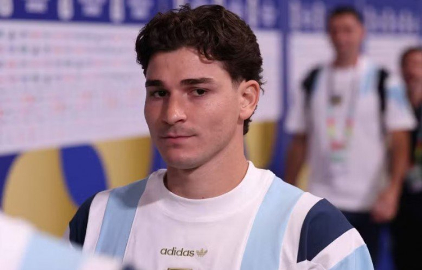 Alvarez mendon ndryshimin e agjentit pas dështimit të largimit nga Atletico