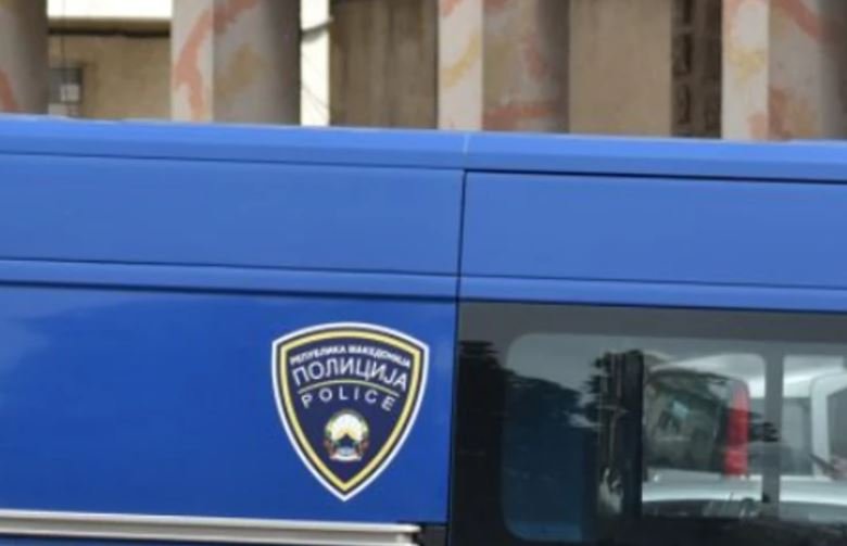 Privohet nga liria 20 vjeçari nga Shkupi, policia i gjeti marihuanë në banesë