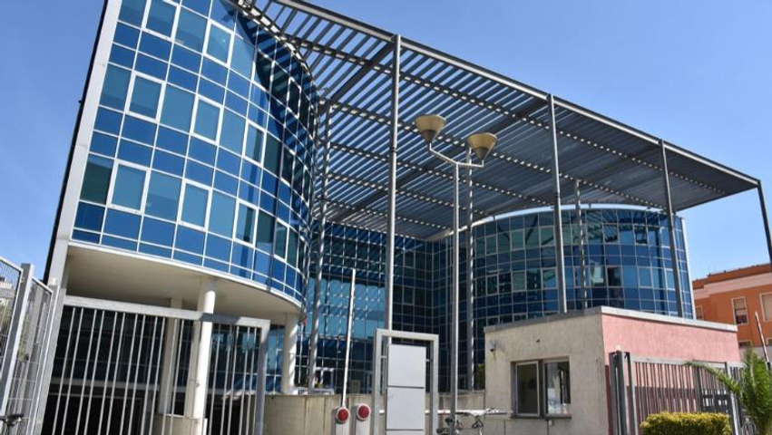 Bojkoti i avokatëve  GJKKO gjobit 15 mbrojtës  rregullorja e gjykatës kufizon edhe punën e medias