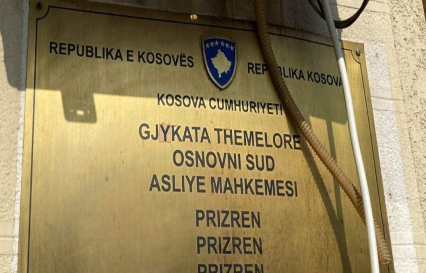 ia-humbi-jeten-duke-e-goditur-me-thike-denohet-me-9-vite-burgim