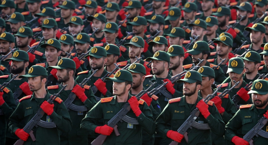 Irani paralajmëron përdorimin e “armëve të reja” dhe zgjerimin e objektivave në rast të një sulmi amerikan