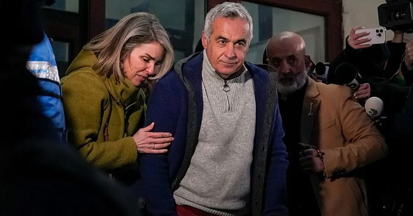 Ndalohet në Rumani ish kandidati presidencial Călin Georgescu  akuzohet për mashtrim mbi 1 1 milionë euro dhe grup kriminal
