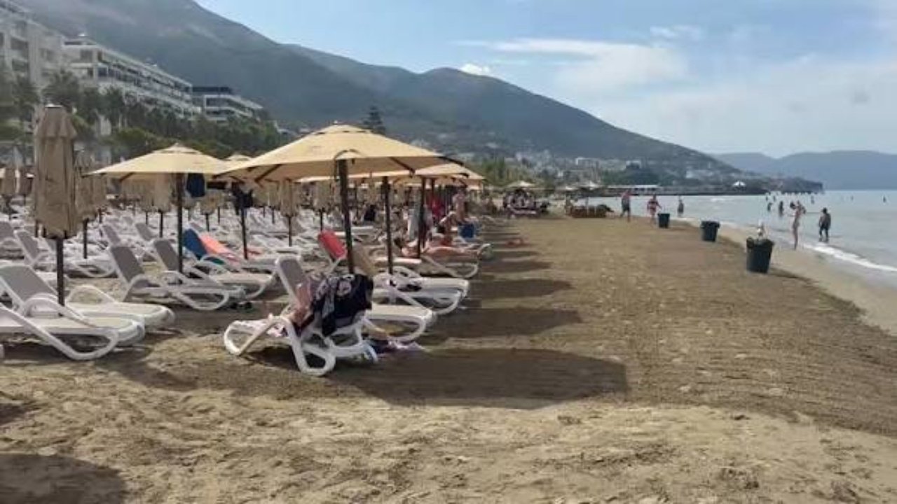 Verë edhe në shtator në Vlorë, turistët e huaj zgjasin sezonin, plazhe më të qeta dhe det ende i ngrohtë
