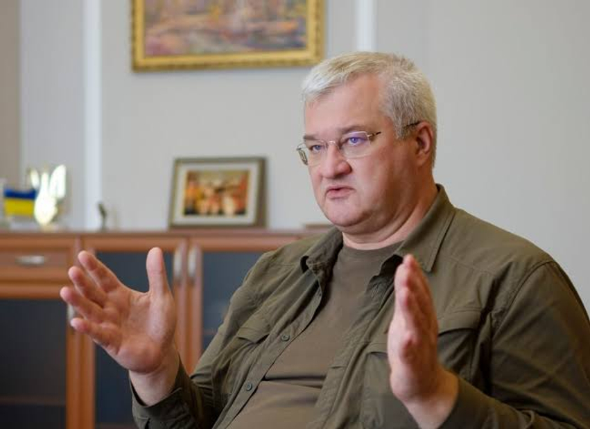 Kievi kundër vendimit të BE së për Usmanovin dhe Fridmanin  I turpshëm dhe i pajustifikueshëm