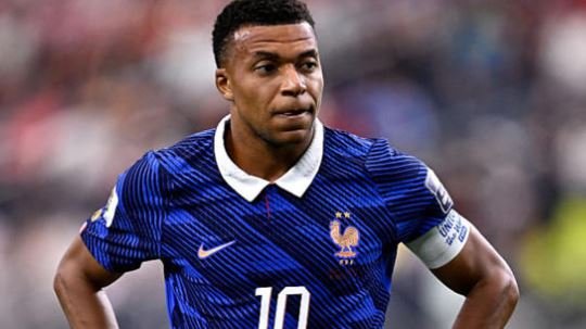 Mbappe: Të luaj me Francën deri në 41 vjeç si Ronaldo?