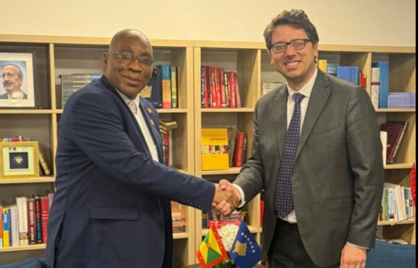 Murati takon homologun nga Grenada  diskutojnë zgjerimin e bashkëpunimit