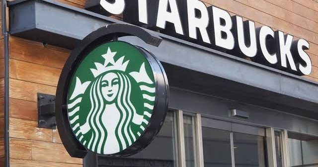 Mbyllja e dyqaneve Starbucks/ Drejtori operativ i kompanisë Mike Grams njofton mbylljen e 250 kafeneve deri në fund të javës