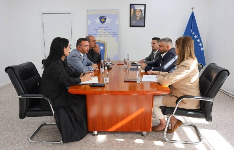 Hoti dhe Rafuna diskutojnë për tregun e punës dhe inteligjencën artificiale