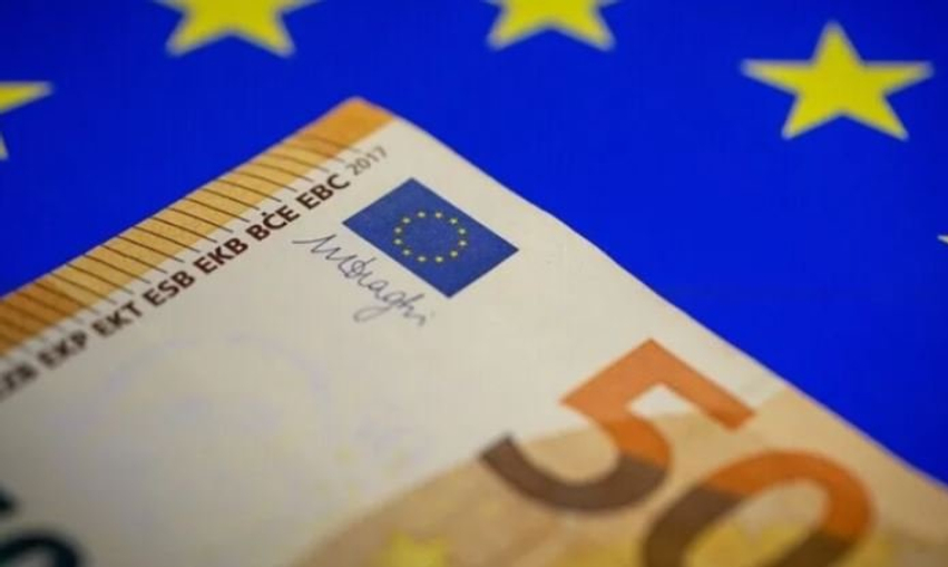 S zbatoi direktivat e BE së  Komisioni Evropian nis procedurat e shkeljes ndaj Greqisë