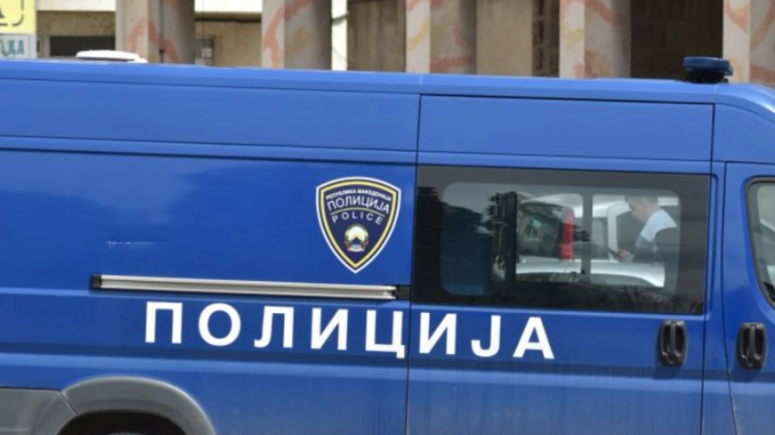 Tetë të arrestuar gjatë një aksioni në lokalet e Shkupit  mes tyre tre të mitur