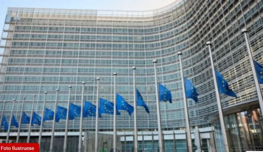 brukseli-ia-kujton-serbise-nevojen-per-zbatimin-e-sanksioneve-te-be-se-ndaj-rusise-pas-bisedes-vuciq-putin