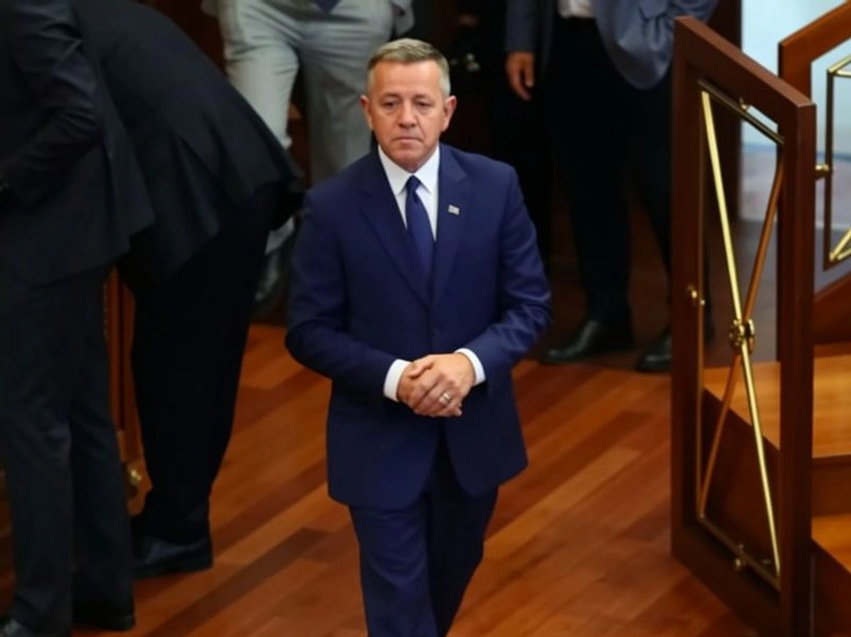 Rrustem Mustafa tregon se a është kandidat për president të Kosovës