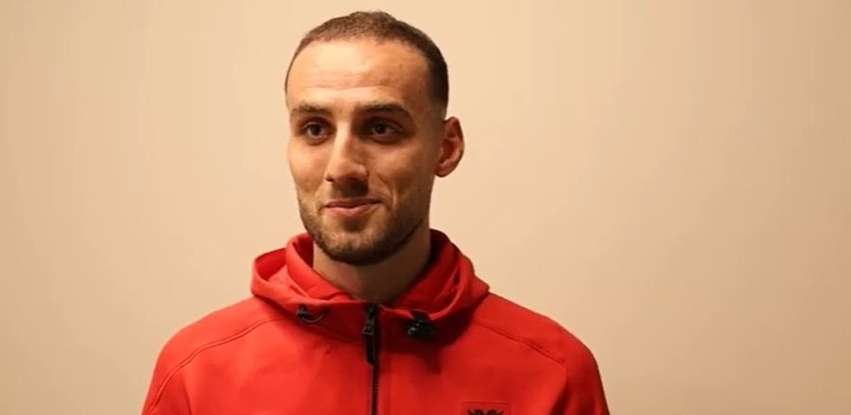 Mario Mitaj ndan emocionet