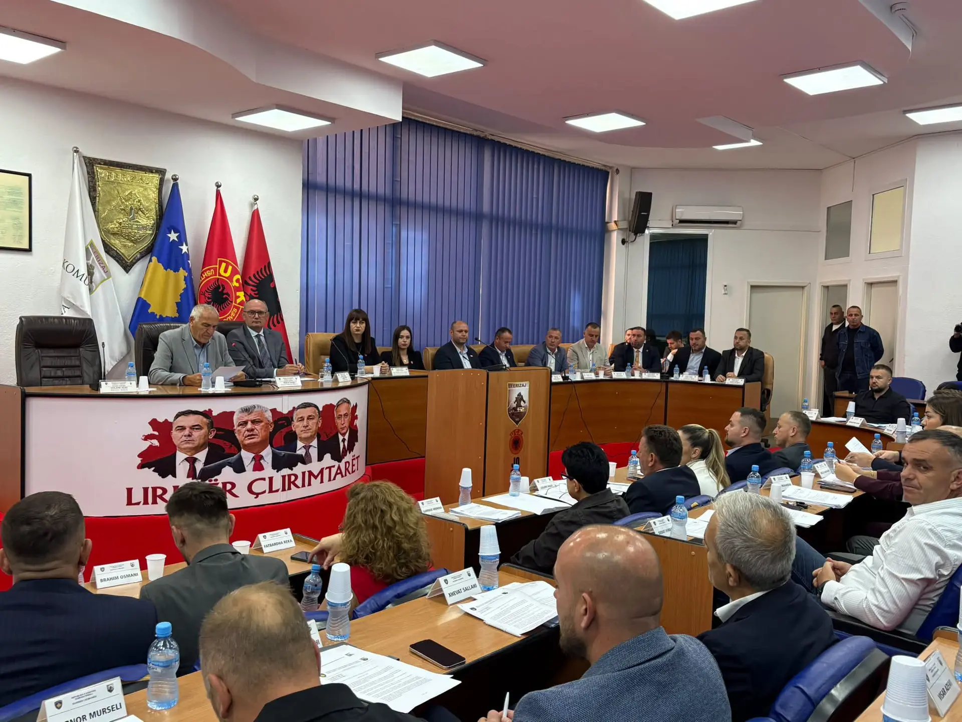 Deklarata kundër vendimit të Hagës: Kuvendi i Ferizajt shpreh mospajtime
