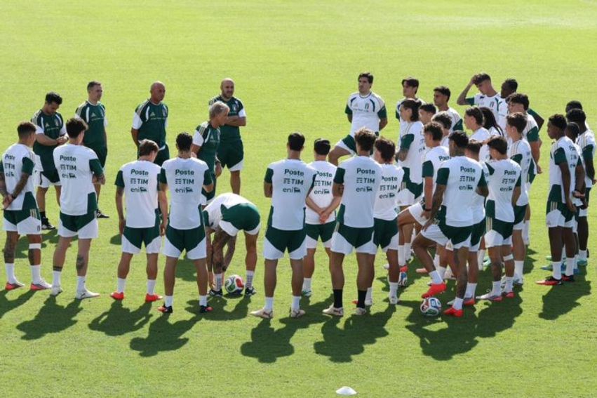Mancini përgatit ndryshimet te Italia
